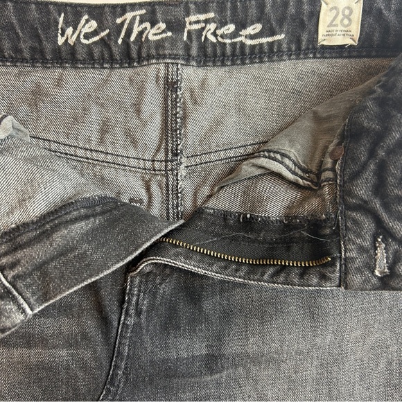 We The Free Women's Black Cotton Denim Raw Hem Fringe Maverick Size 28 Skirt - Picture 9 of 11